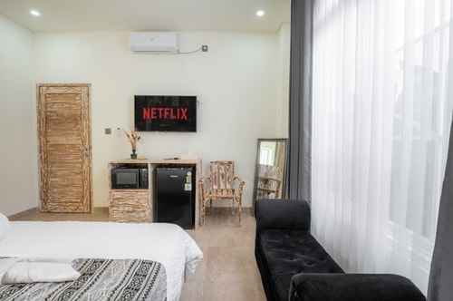 1BR Studio | Bathtub, Sauna & Near Beaches