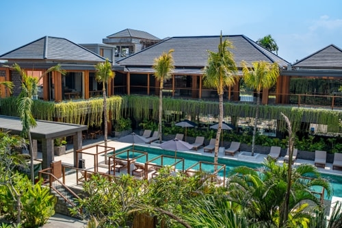 Deluxe 1BR Suite with Pool Access in Ubud Center