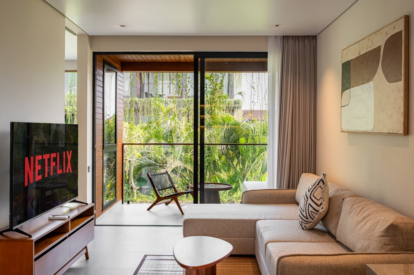 Ubud Deluxe Studio | Lagoon Pool, Sauna & Ice Bath