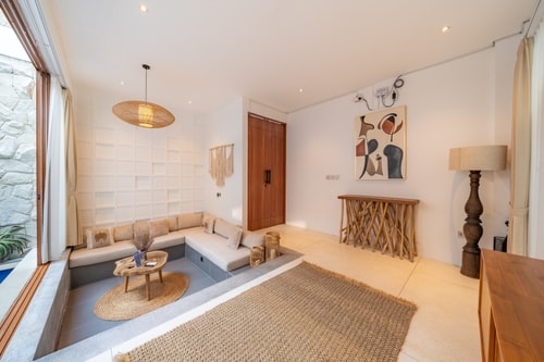 Carmel - 2BR Villa with Pool and Rooftop, Bingin