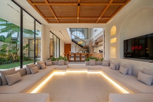 3BR Designer Paddy View Villa near Berawa Beach