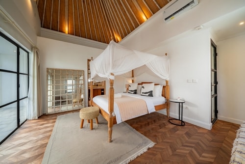 Chic 3BR di Sisi Pantai dekat 7AM Bakers & Jalan ke Pantai