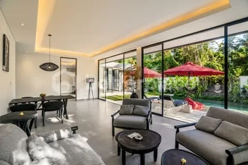 A Rare Blend of Serenity and Convenience: Move-In Ready 2-Bed Villa Steps from Ubud's Finest Dining and Wellness