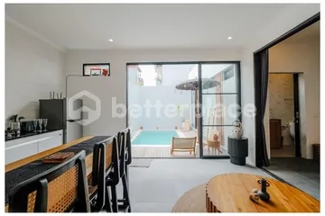 Quiet Street, International School Nearby, Canggu’s Energy Minutes Away — Turnkey Villa for Annual Lease