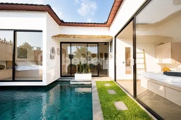 Modern 2 Bedroom Villa for Yearly Rental in Berawa