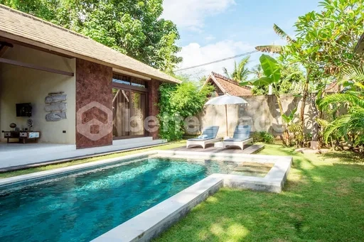 Unwind in North Bali: Freehold Villa with Beach Access