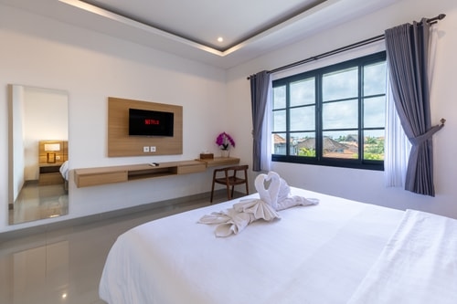 1BR Cozy Berawa | Twin Beds & Kitchen, Steps to Cafes