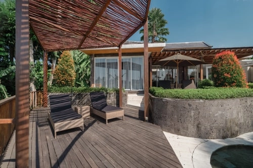 Villa Mewah 3BR di Ubud | Kolam Renang & Pemandangan Sawah