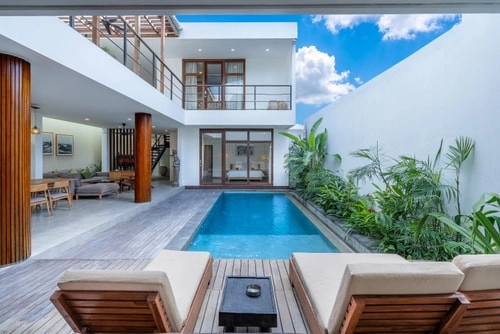 Green Moon 2 - 4BR with Pool and Rooftop, Berawa