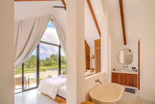 Aintrazy - Arched Villa with Pool, Uluwatu