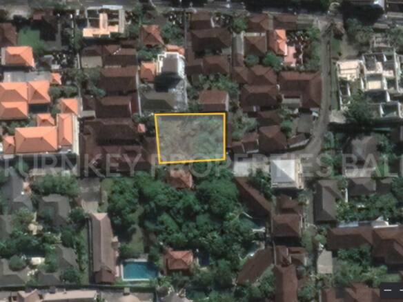 Perfect 4,25 Are Plot in Strategic Area of Seminyak